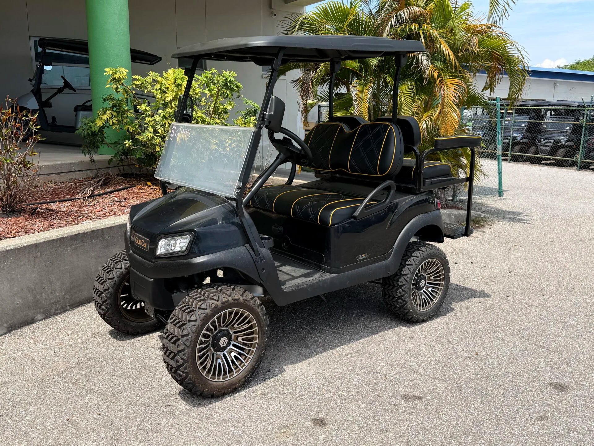 2020 Club Car Tempo Lithium Lifted Golf Cart for Sale image 0