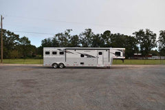 2021 Lakota BIGHORN 8316SRGLQ 3 Horse Trailer with 16′ Short Wall image 0