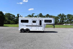 2000 Sundowner 7204GNST 2 Horse Trailer image 0