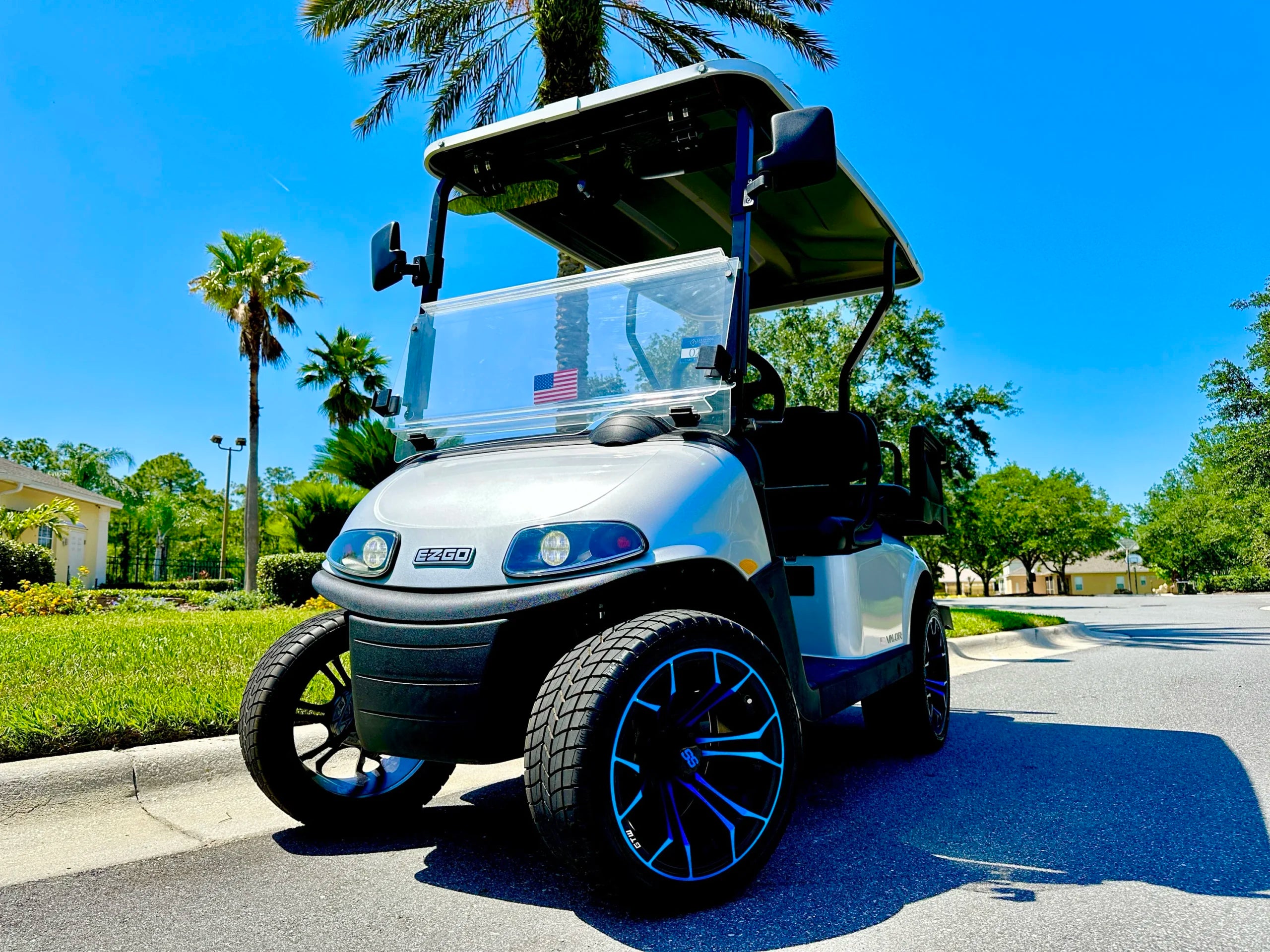 2023 E-Z-GO Valor 2+2 EX1 Golf Cart for Sale image 8