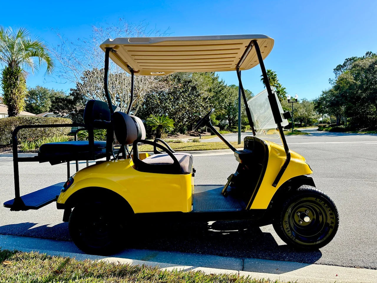 2014 E-Z-GO TXT Golf Cart for Sale image 6
