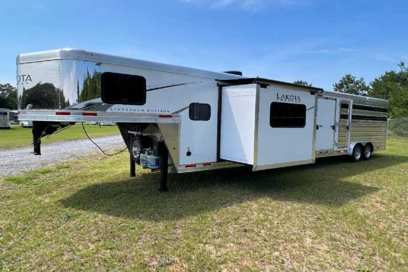 2024 Lakota Charger LE81413SR Stock Trailer with 13′ Short Wall image 0