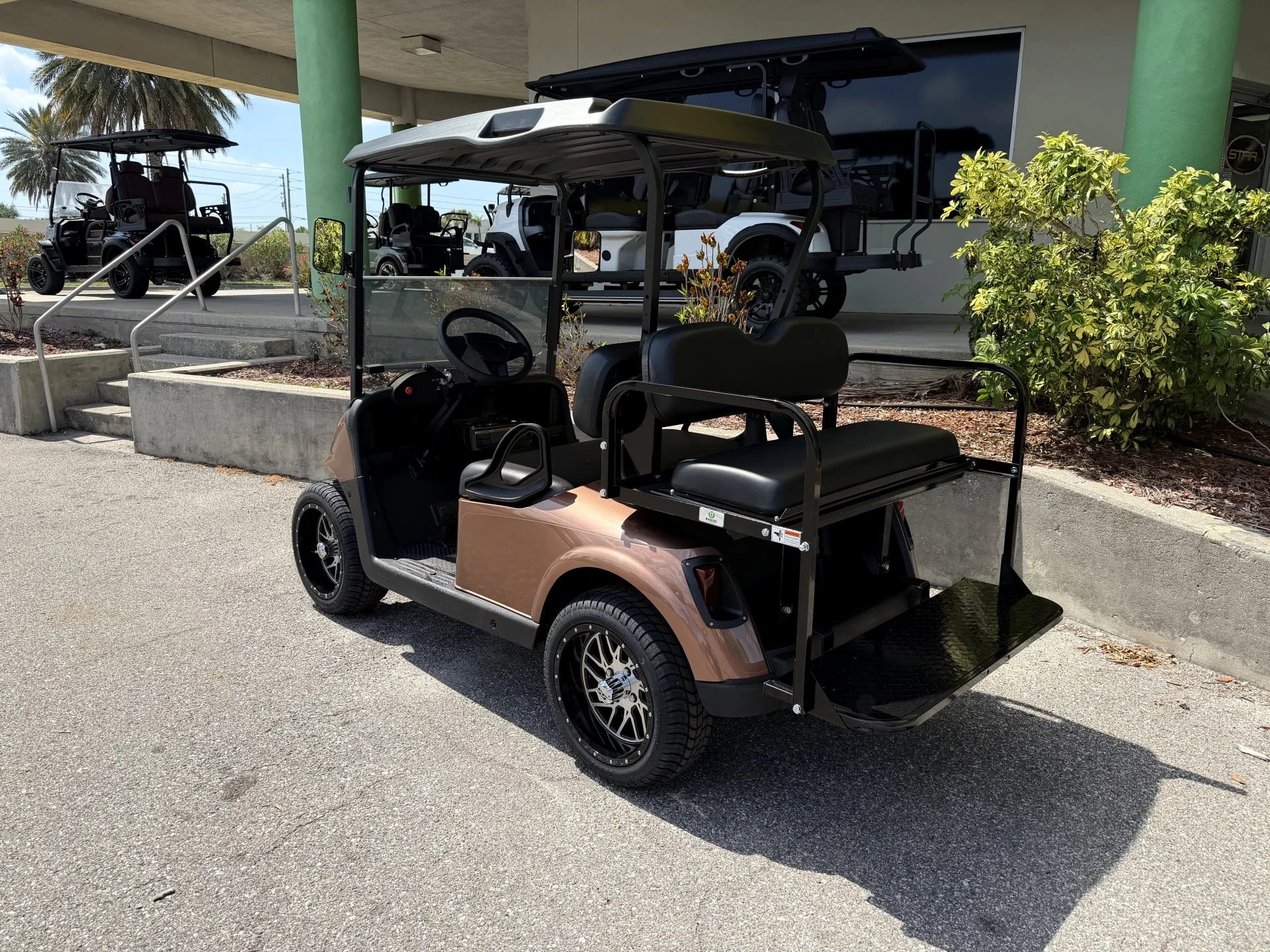 2020 E-Z-GO RXV Elite Lithium Golf Cart for Sale Rose Gold image 1
